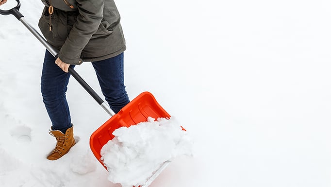 iStock shoveling universal