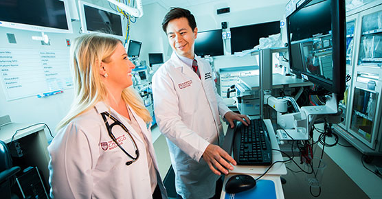 Allison Visser, FNP, and Dr. Christopher Chapman, a member of the Center for Endoscopic Research and Therapeutics (CERT), Assistant Professor of Medicine; Director, Bariatric and Metabolic Endoscopy at the University of Chicago Medicine