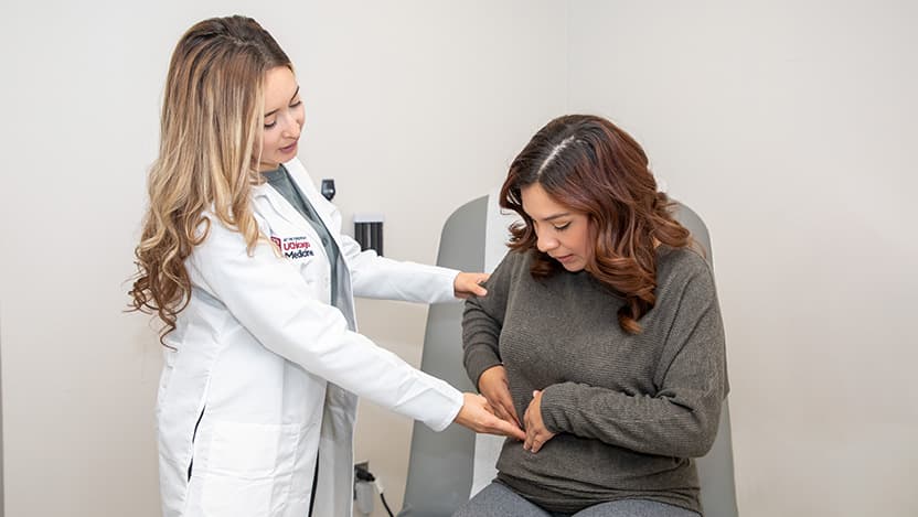 Alicia Banales RN and a fatty liver disease patient